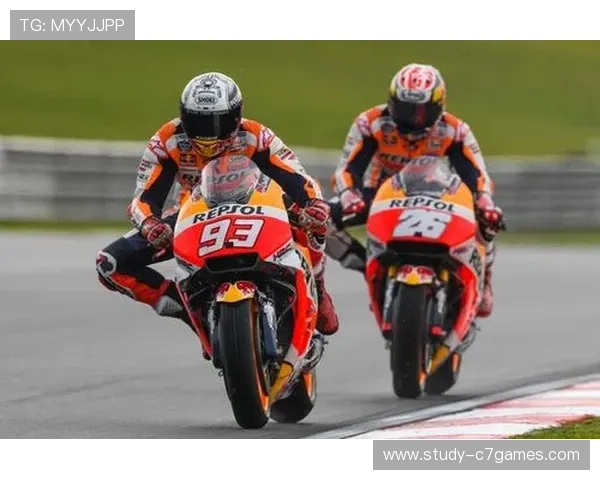 MotoGP赛季焦点战提前引爆车手冠军争夺新变局最新动态全面解析 MotoGP赛季焦点战提前引爆车手冠军争夺新变局最新动态全面解析
