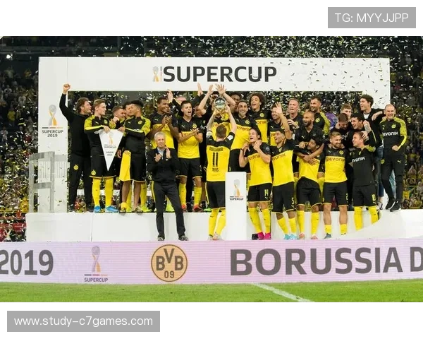 普鲁士多特蒙德迎来赛季关键转折新援表现引爆球迷期待与管理层战略布局 普鲁士多特蒙德迎来赛季关键转折新援表现引爆球迷期待与管理层战略布局