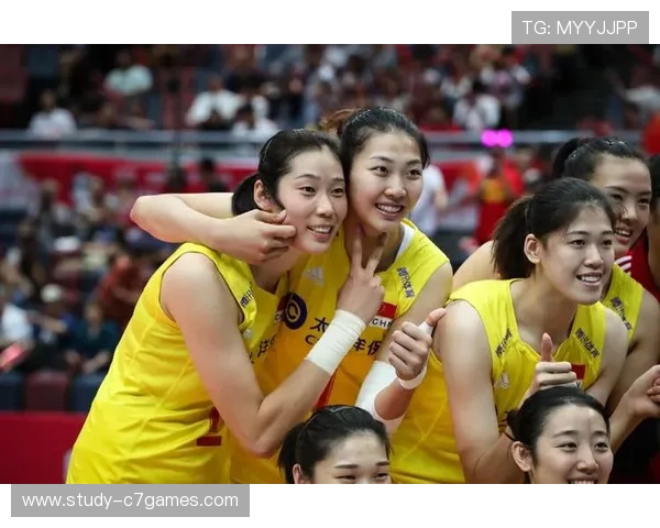 中国女排逆袭战胜美国队 挺进世界杯四强开启新篇章