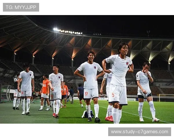 卫星车手逆袭赛季首胜 马尔克斯状态回暖引关注