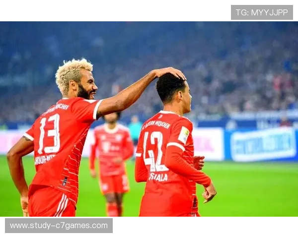 德甲联赛精彩纷呈 多场比赛直播助力球迷畅享足坛盛宴